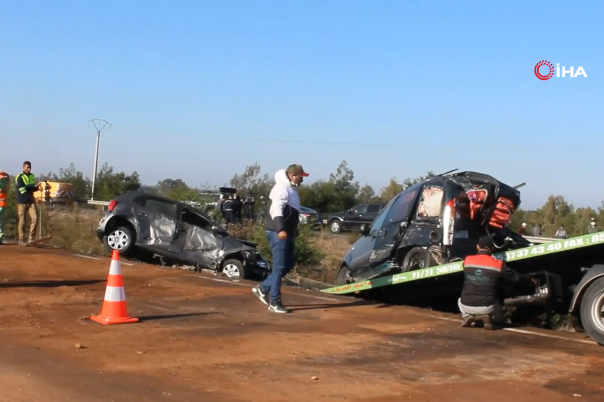 Fas’ta 28 araç birbirine girdi: 1 ölü, 35 yaralı