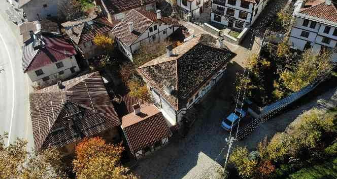 200 yıllık konak zamana meydan okuyor