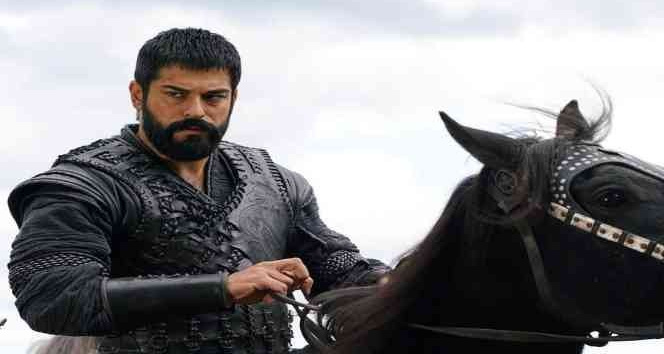 Oyuncu Burak Özçivit hakkında 4 yıl 1 ay hapis talebi