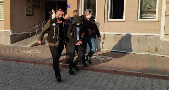 İş insanı Süha Sümer ile eşi Nilgün Akman Sümer’i öldüren zanlı tutuklandı