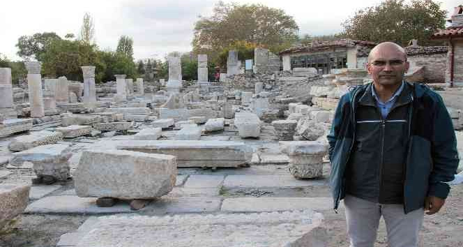 Antik dönemin en geniş caddesi ayağa kaldırılıyor