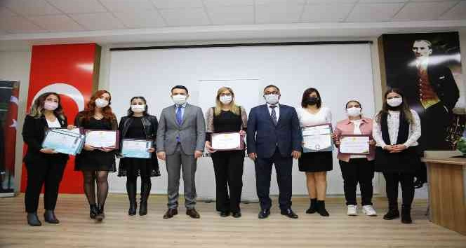 Tunceli’de eTwinning Ulusal ve Avrupa Kalite Etiketi ödülleri dağıtıldı