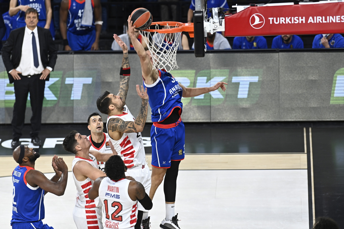 THY Euroleague: Anadolu Efes: 88 - Olympiacos: 69