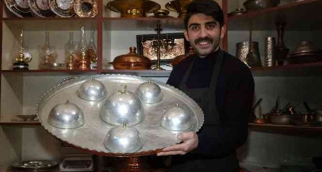 Tabldotun atası “gelin damat tepsisi” olarak kullanılıyor