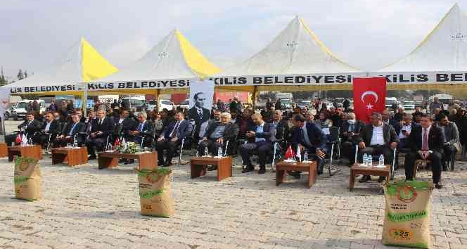 ’Tohumum Yerli Üretimim Milli Projesi’ kapsamında tohumluk buğday dağıtıldı