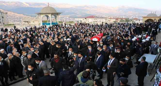 AK Parti Milletvekili İmran Kılıç son yolculuğuna uğurlandı