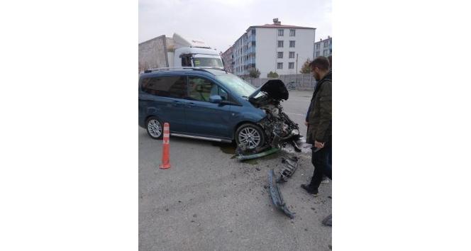 Iğdır’da maddi hasarlı kaza