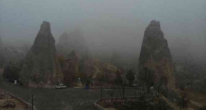 Kapadokya’da yoğun sis nedeniyle balon uçuşları iptal edildi