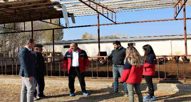 Iğdır’da hayvan işletmeleri ziyaret ediliyor