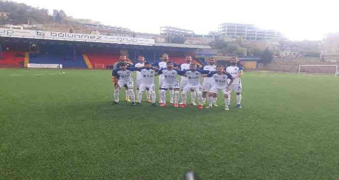 Mazıdağı Fosfat Spor dörtte dört yaptı