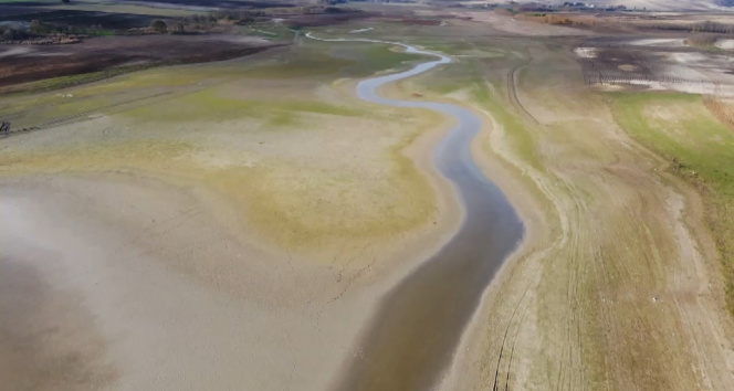 Sazlıdere Barajı dereye döndü: Su seviyesi yüzde 20 ye düştü