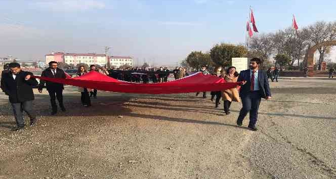 Iğdır’da öğretmenler günü büyük bir coşkuyla kutlandı