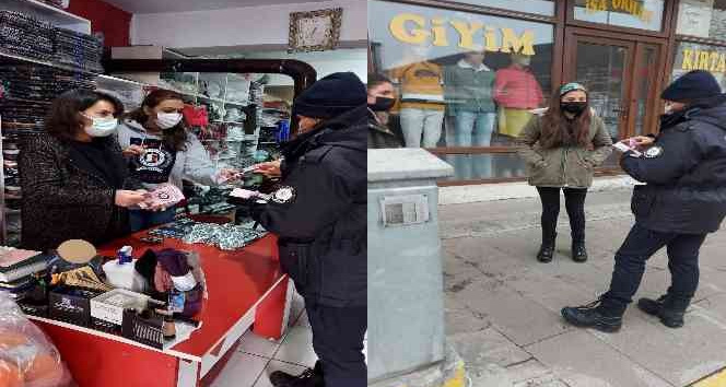 Kadına yönelik şiddet konusunda emniyet görevlileri vatandaşı bilgilendirdi