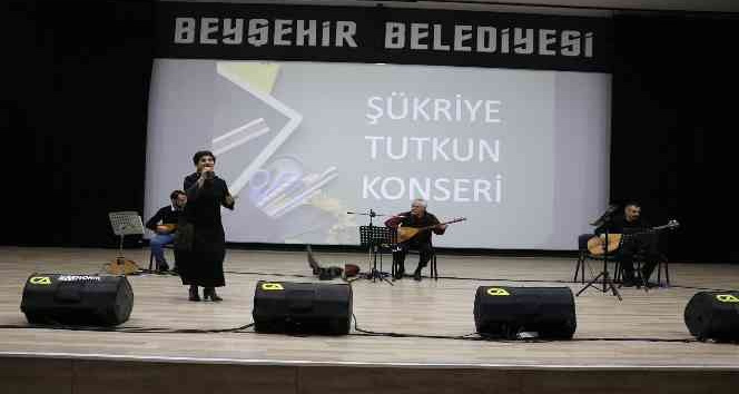 Sanatçı Şükriye Tutkun’dan öğretmenler için konser