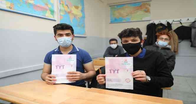 Ödüllü deneme sınavına 52 okulda 8 bin 639 öğrenci katıldı