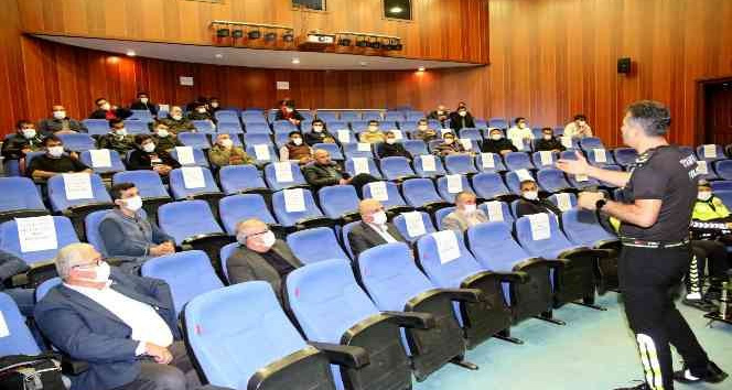 Kaza yapan sürücülere trafik eğitimi verildi