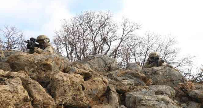 Tunceli’de terör operasyonunda 67 sığınak ve 5 mağara imha edildi