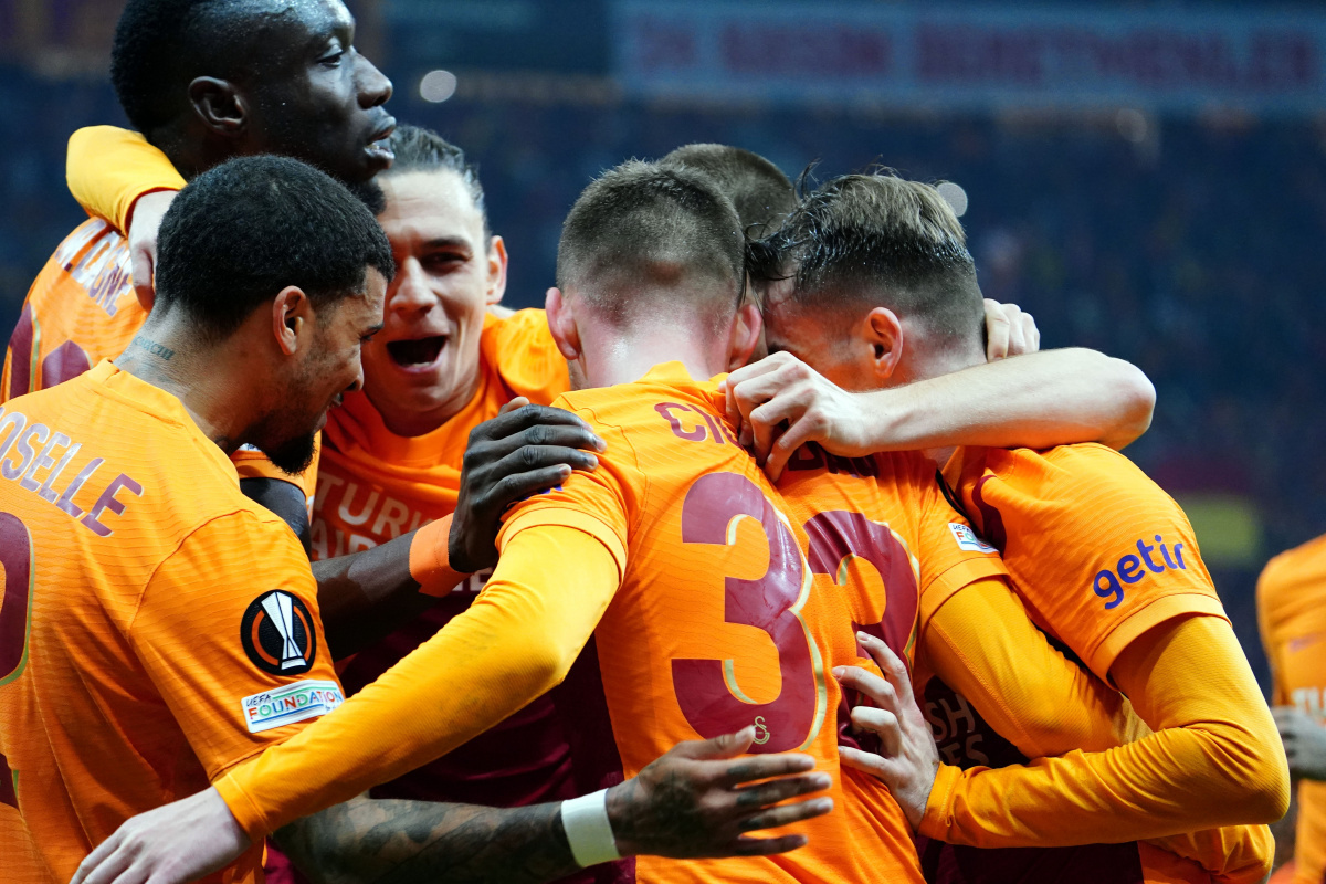 Galatasaray, UEFA Avrupa Ligi&#039;nde gruptan çıkmayı garantiledi