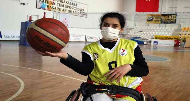 Çocukluk hayaline kavuştu, şimdiki hedefi milli takım