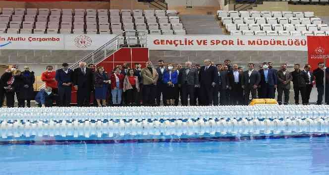 Türkiye’nin en büyük olimpik yüzme havuzu Gaziantep’te açıldı