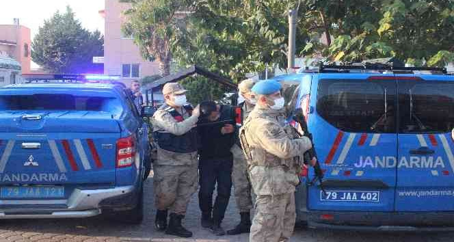 Uzman çavuşu şehit eden 5 zanlı adliyeye götürüldü