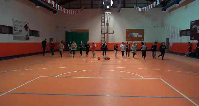 Basketbolcu genç kızlar bölge turnuvasına hazırlanıyor