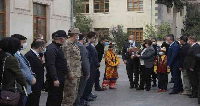 Aile ve Sosyal Hizmetler Bakanı Derya Yanık, Kilis’te