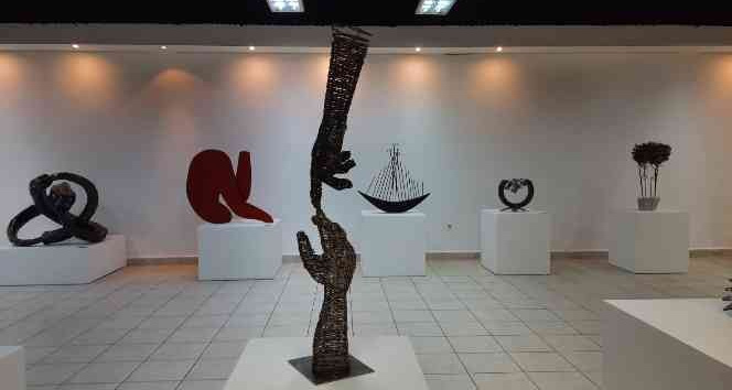 Çelik ve Yaşam Heykel yarışması eserleri AKM’de görücüye çıktı