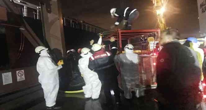 Su alan gemiden personel tahliye edildi