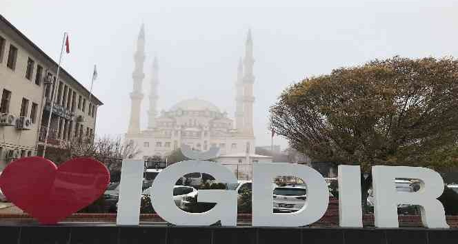 Iğdır’da sis etkili oluyor