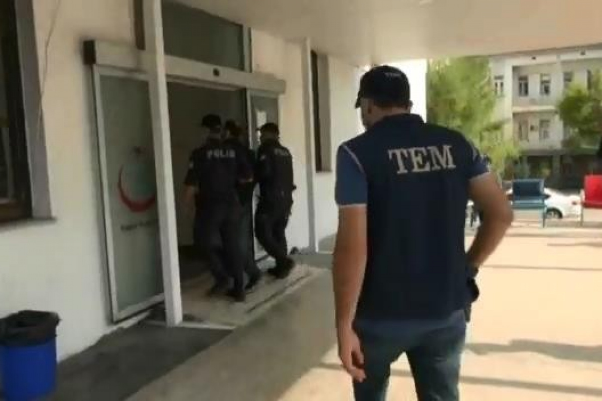 Eylem hazırlığındaki terörist kurulan özel ekiple İzmir'de yakalandı