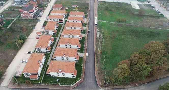 Başiskele’de 2 buçuk yılda 156 kilometrelik yol konfor kazandı