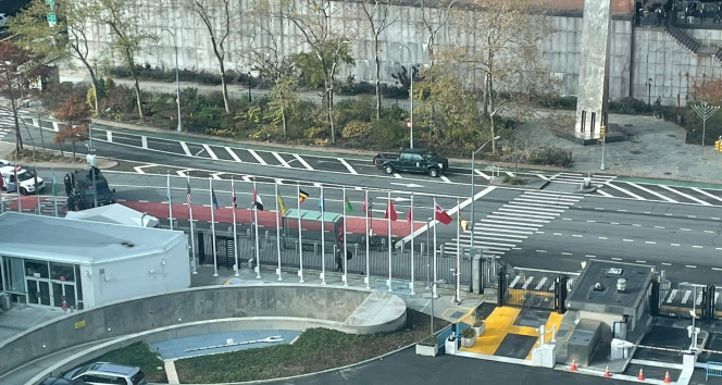 BM Genel Merkezi binası dışında silahlı şüpheli alarmı
