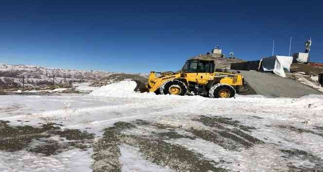 Şırnak’ta karla mücadele başladı