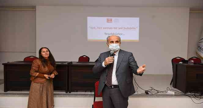 Kahramanmaraş’ta  personellere iletişim yönetimi eğitimi