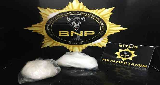 Bitlis’te 813 gram metamfetamin ele geçirildi