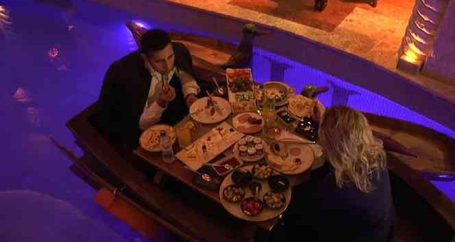 Kapadokya’da kayıkta kahvaltıya ilgi artıyor