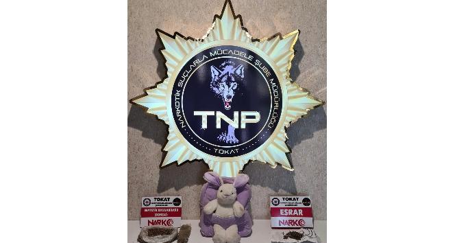 Pelüş çocuk çantasında uyuşturucu gizlediler: 9 tutuklama