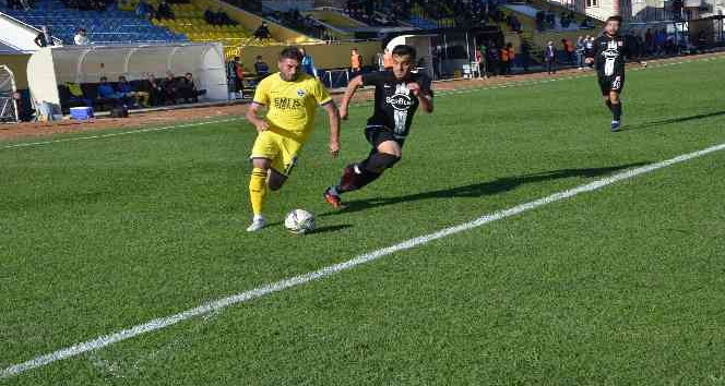 TFF 3. Lig: Fatsa Belediyespor: 1 - Kahta 02 Spor: 1