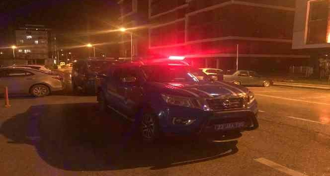 Yunan polis kız arkadaşıyla askeri yasak bölgede yakalandı