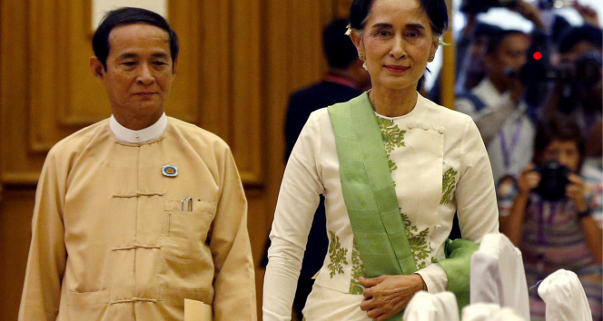 Myanmarın devrik lideri Suu Kyiye sunulan delik cezası 2 yıla indirildi