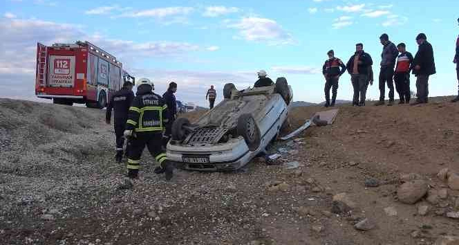 Virajı alamayan otomobil takla attı: 2 yaralı