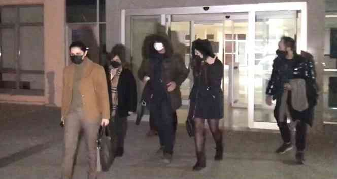 Yunan polis ile kız arkadaşı navigasyon mağduru