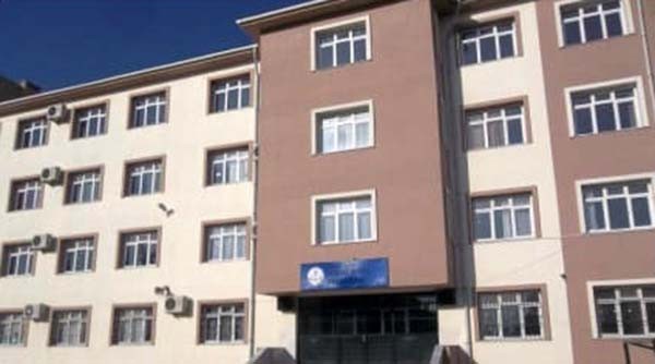 Biber gazıyla oyun 6 öğrenciyi hastanelik etti