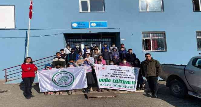 Öğrencilere doğa koruma konularında eğitim