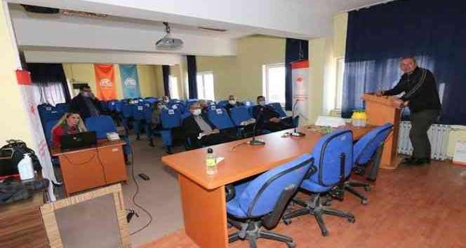 Osmaniye’de çiftçilere zeytin yetiştiriciliği eğitimi verildi