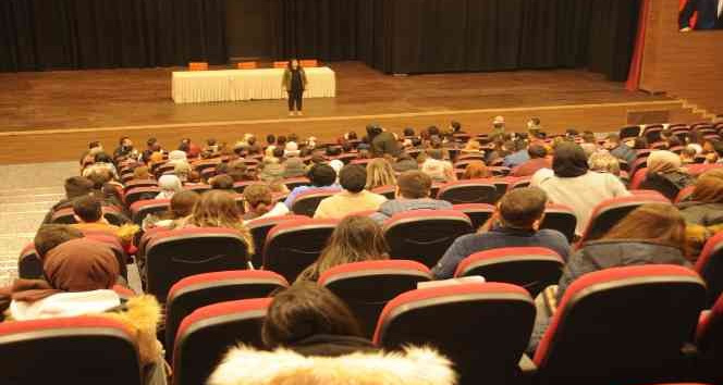 Mardin’de açılan çağrı merkezinde bin 500 kişi istihdam edilecek