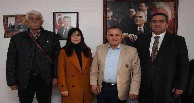 Davutlar ve Güzelçamlı esnafı Kuşadası Belediyesi’nin çalışmalarından memnun