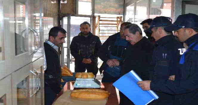 Başkan Gürsoy’dan fırın denetimi