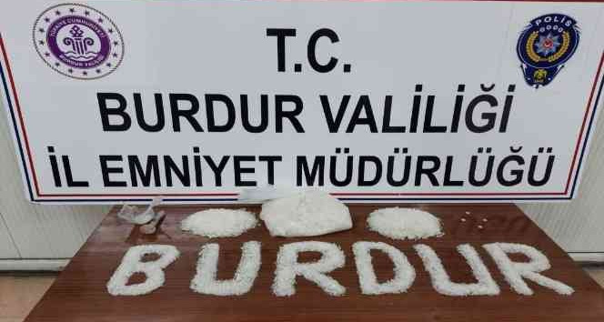 Yolcu otobüsünde 1 kiloya yakın uyuşturucu ile yakalandı